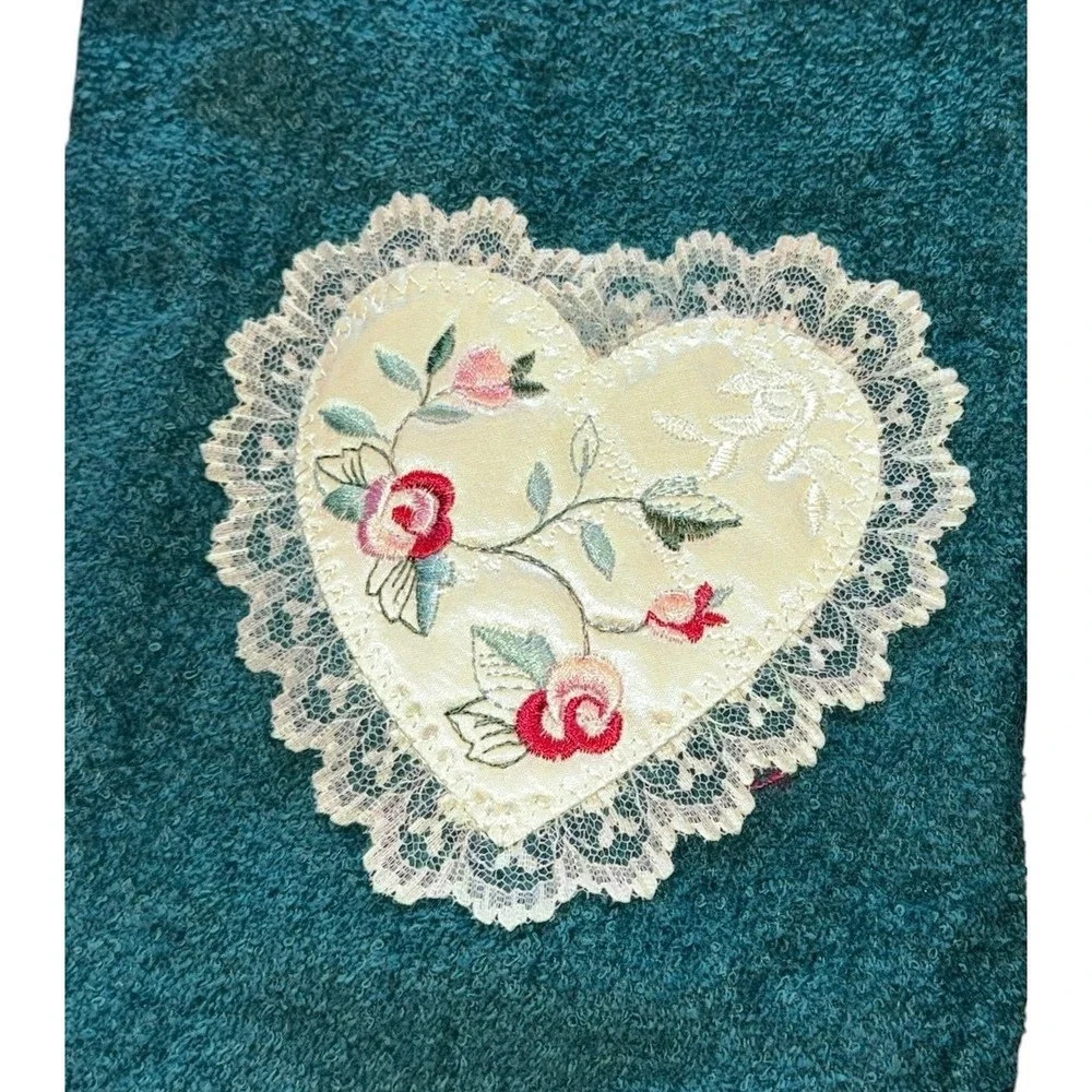 Vintage Cannon Cotton Bath Towel Set Green Heart Lace Appliqué 4 Pc Cottage USA